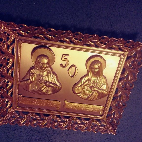 Immaculate Heart of Mary Golden Metal Wall Plaque Vintage Long Love Life - Picture 6 of 9